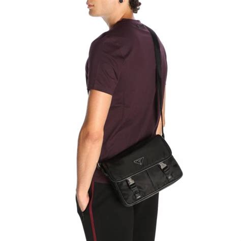 bolso de hombre prada|Bolsos Mensajeros Para Hombres .